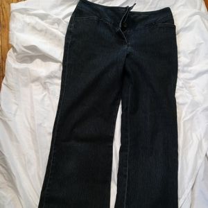 Nicole Miller Boot Cut Jeans in Size 10.